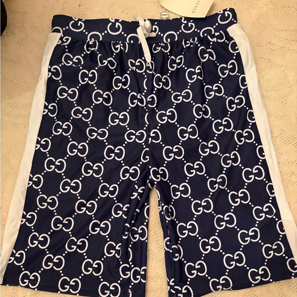 New Gucci Swim Shorts.
2 sizes X-Large and XX-Large avalible
